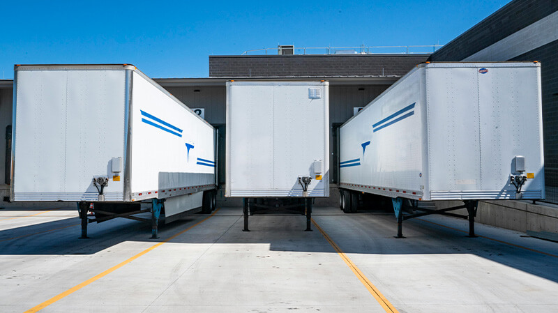 Regional Warehouses（two major logistics models）